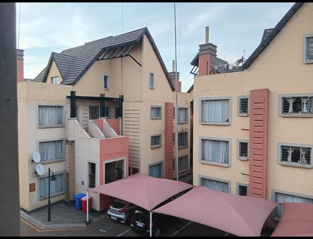 1 BEDROOM APARTMENT FOR SALE IN CLUBVIEW